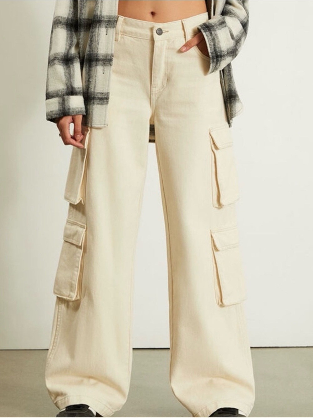 PacSun Cream Wide-Leg Cargo Jeans with Side Flap Pockets